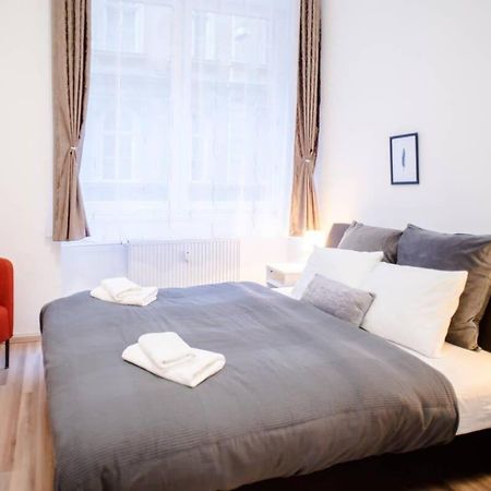 Very Central Spacious Ac Apartment Budapest Exteriör bild