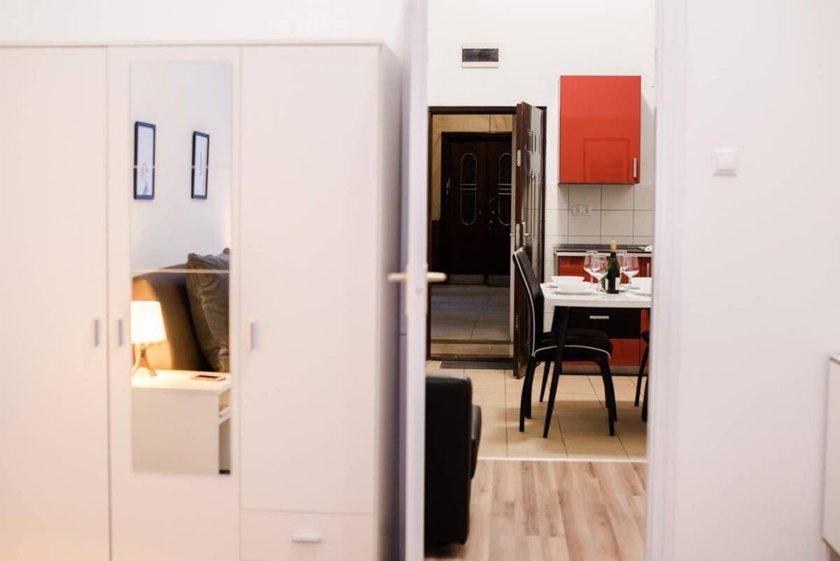 Very Central Spacious Ac Apartment Budapest Exteriör bild