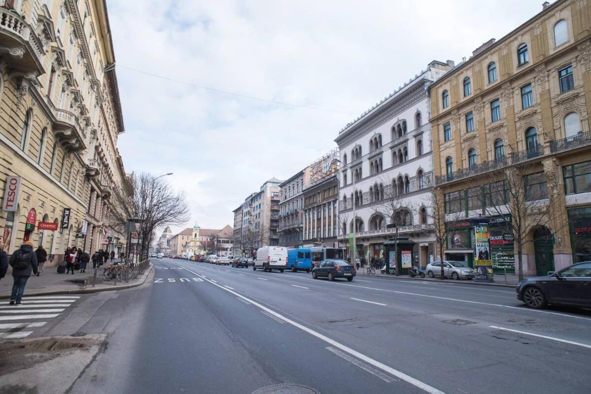 Very Central Spacious Ac Apartment Budapest Exteriör bild